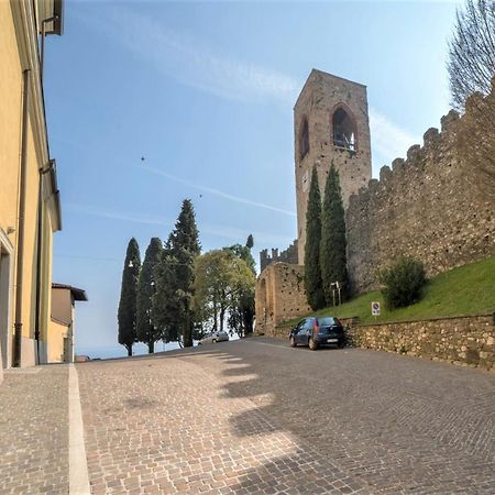 Moniga del Garda Gardappartamenti Castle Bell מראה חיצוני תמונה