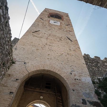 Moniga del Garda Gardappartamenti Castle Bell מראה חיצוני תמונה